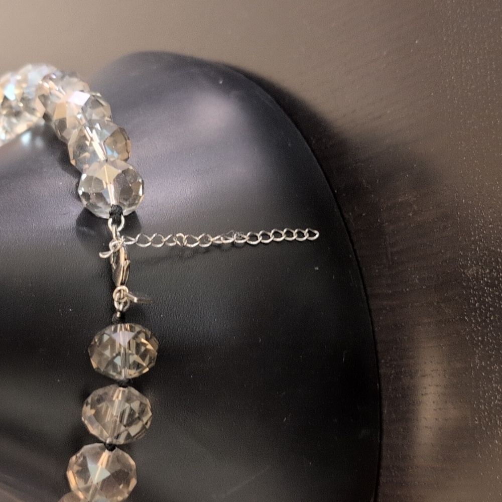 Banana Republic Elegant Crystal Chunky Beaded Necklace - Picture 2 of 4